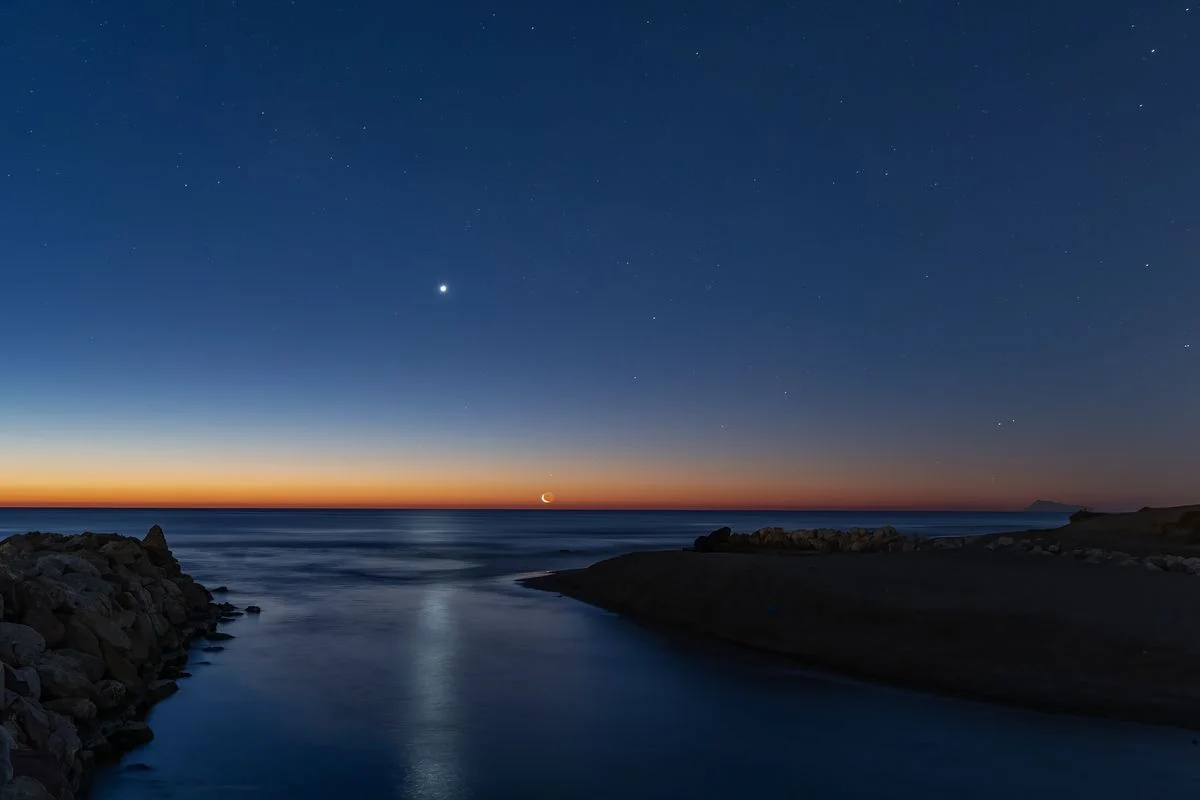 Jupiter and Venus Conjunction Lights Up Night Sky
