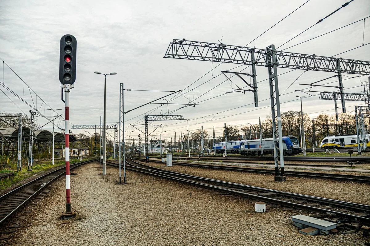 Merseyrail Delays Hit Chester, Ellesmere Port Lines