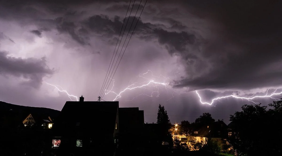 Bulgaria Forecasts High Temperatures, Thunderstorms