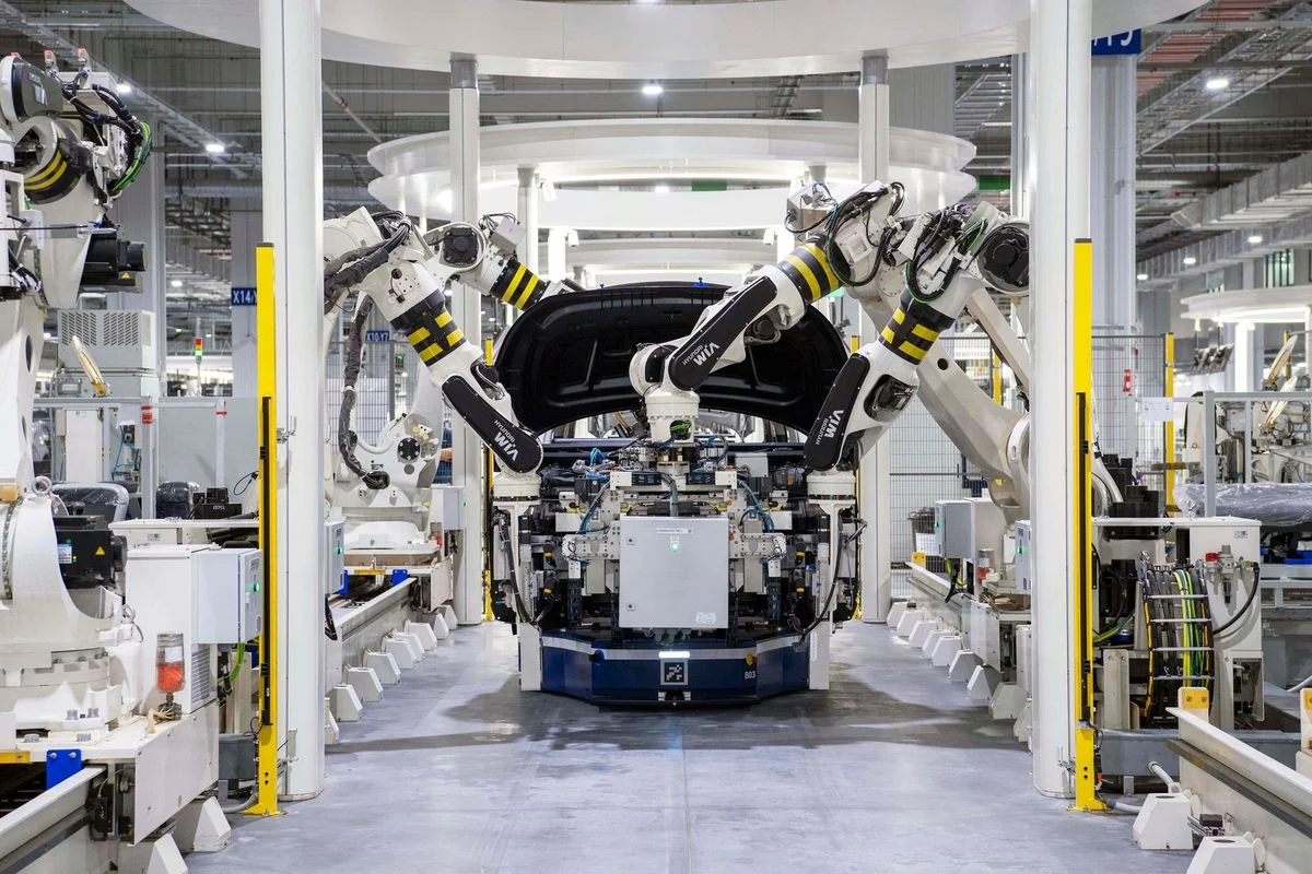 China's Car Market Faces Intense Competition